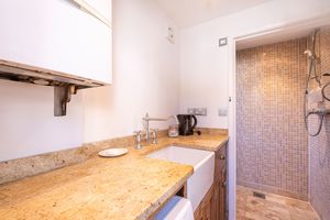 Photo 42- click for photo gallery